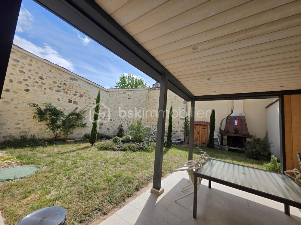 MAISON DE VILLAGE A SOS 175 m²- JARDIN