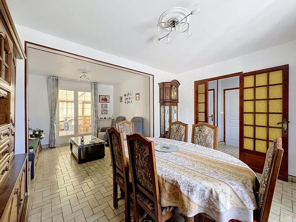 PAVILLON INDEPENDANT - 118M² - 4 CHAMBRES - SOUS SOL TOTAL - DOUBLE GARAGE - 60250 BURY