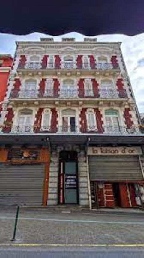 Dpt Hautes Pyrénées (65), à vendre LOURDES Local commercial 336000 65100 Lourdes