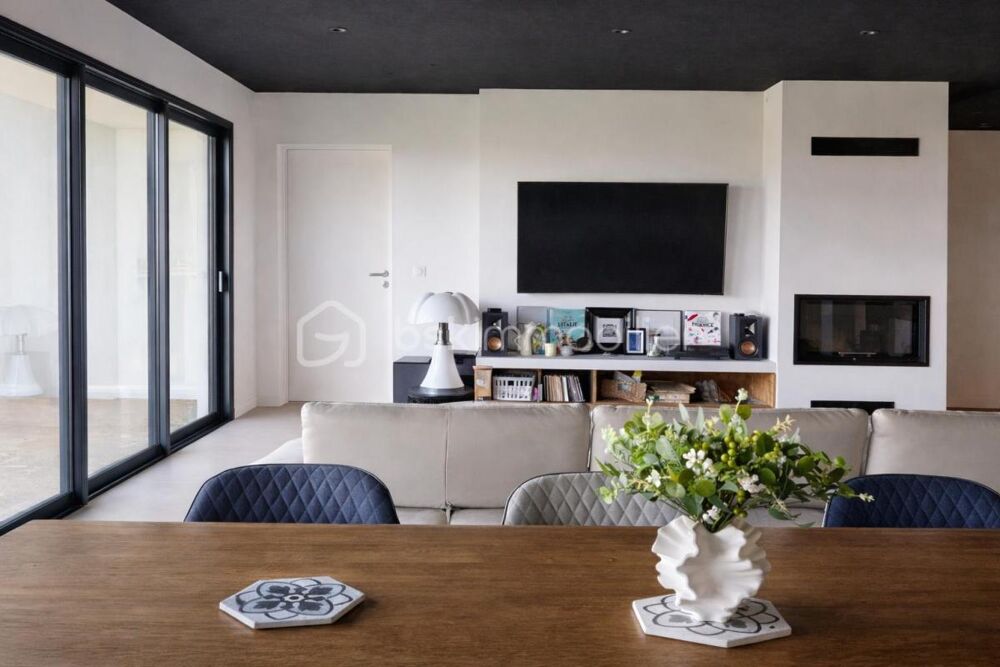 � vendre  Maison Morla�s (64160)