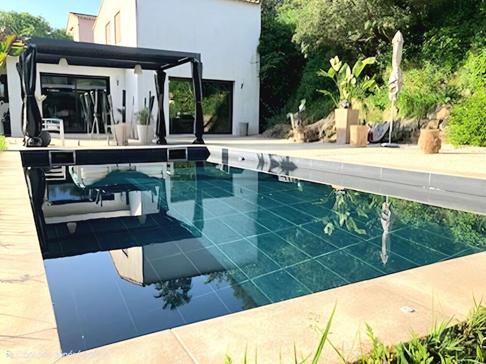 Vente Maison Maison type californien a Sanary Sur Mer 5 pièce(s) 100 m2 PISCINE ,GARAGE Sanary sur mer