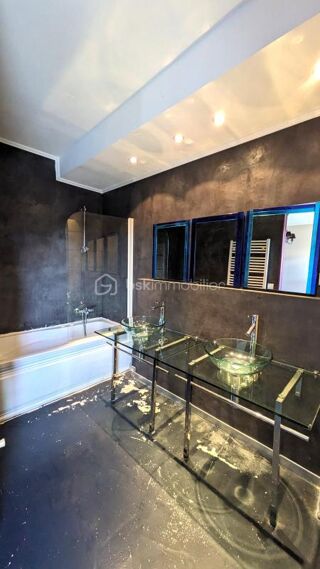  Immeuble  vendre 11 pices 276 m