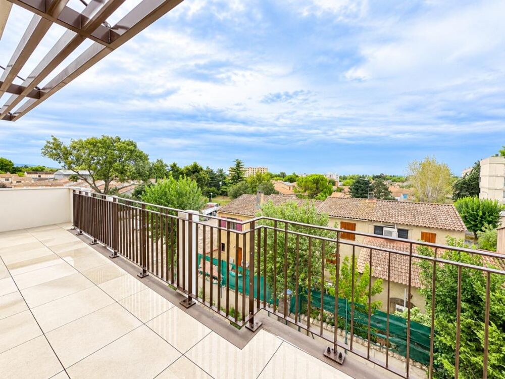 T4 NEUF avec balcon et parking au PONTET