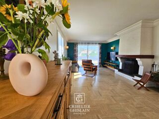  Maison à vendre 10 pièces 243 m²