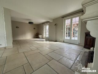  Propri�t�/ch�teau � vendre 7 pi�ces 185 m�