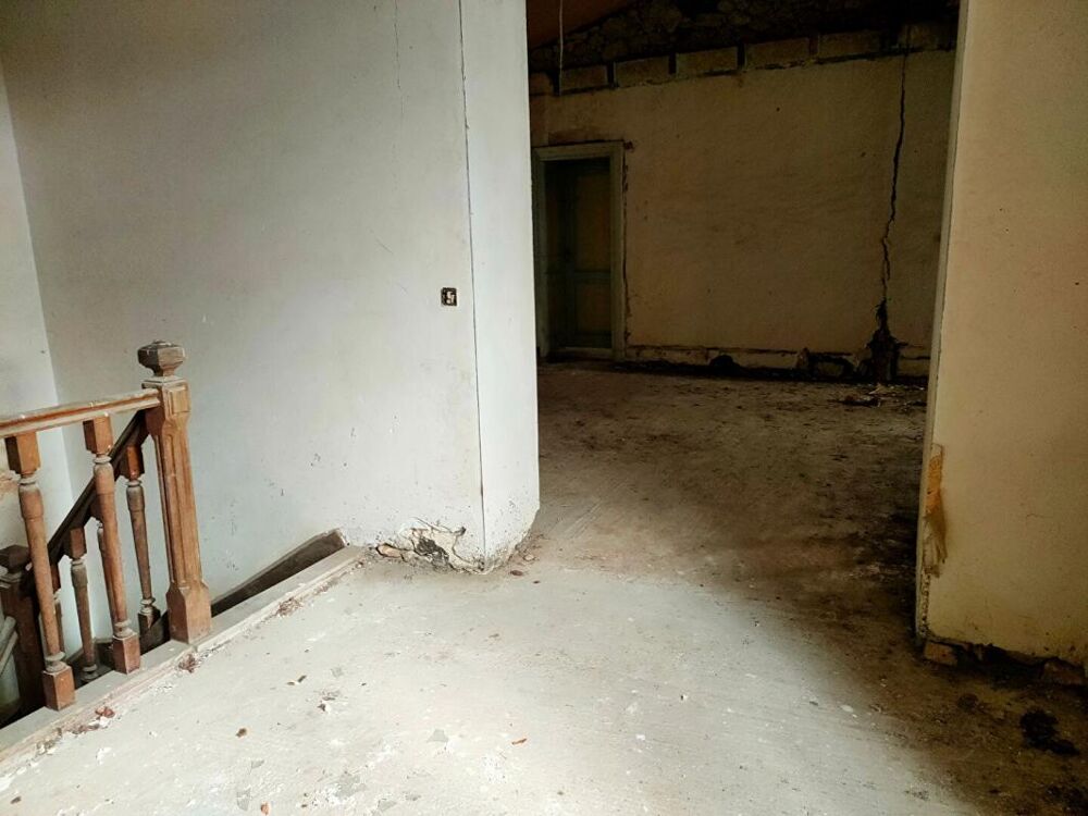 Vente Maison MAISON DE BOURG - 8 PIECES - 360 M² Pujols