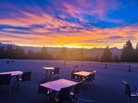 &Agrave; VENDRE, bar h&ocirc;tel restaurant LE SEMNOZ &agrave; 30mn d'Annecy, CA2025 = 1271KE +14% 5300000 74540 Le semnoz annecy