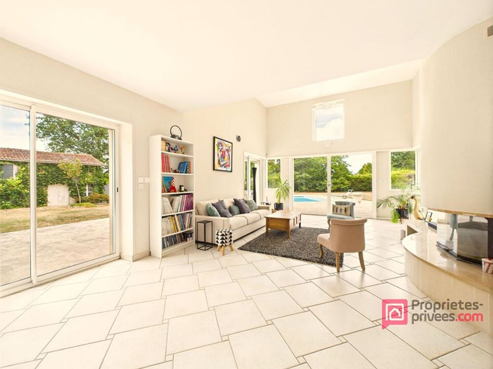 à vendre  Propriété/château Avanton (86170)