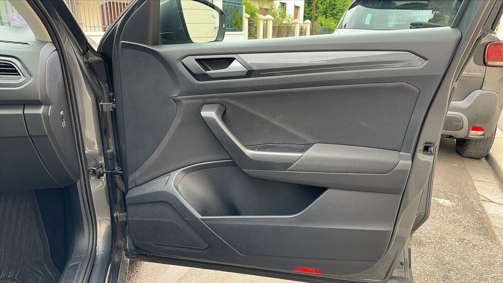 T-ROC 1.5 TSI 150 DSG7 Carat - Automatique Entretien constructeur 2021 occasion 78000 Versailles
