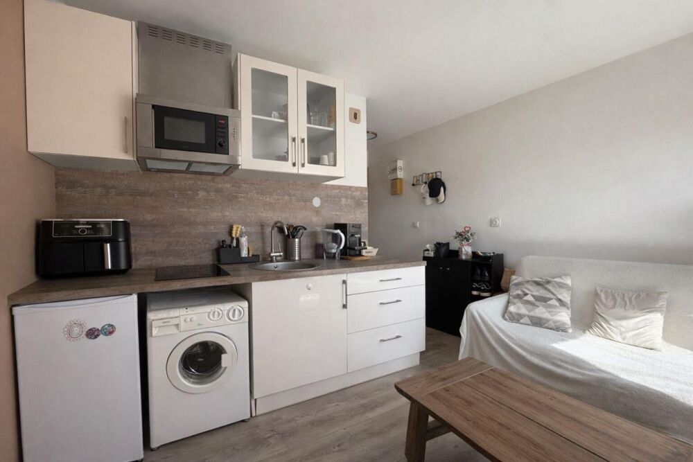 Studio rénové avec balcon Sud - La Favière à deux pas de la plage - BORMES-LES-MIMOSAS