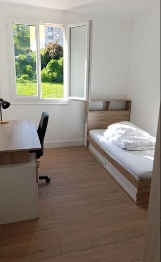  Appartement à louer 4 pièces 67 m²