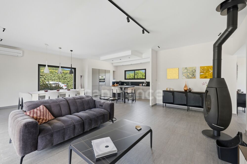Vente Maison En Co-Exclusivité sur la commune de Saint Mathieu Saint mathieu de treviers