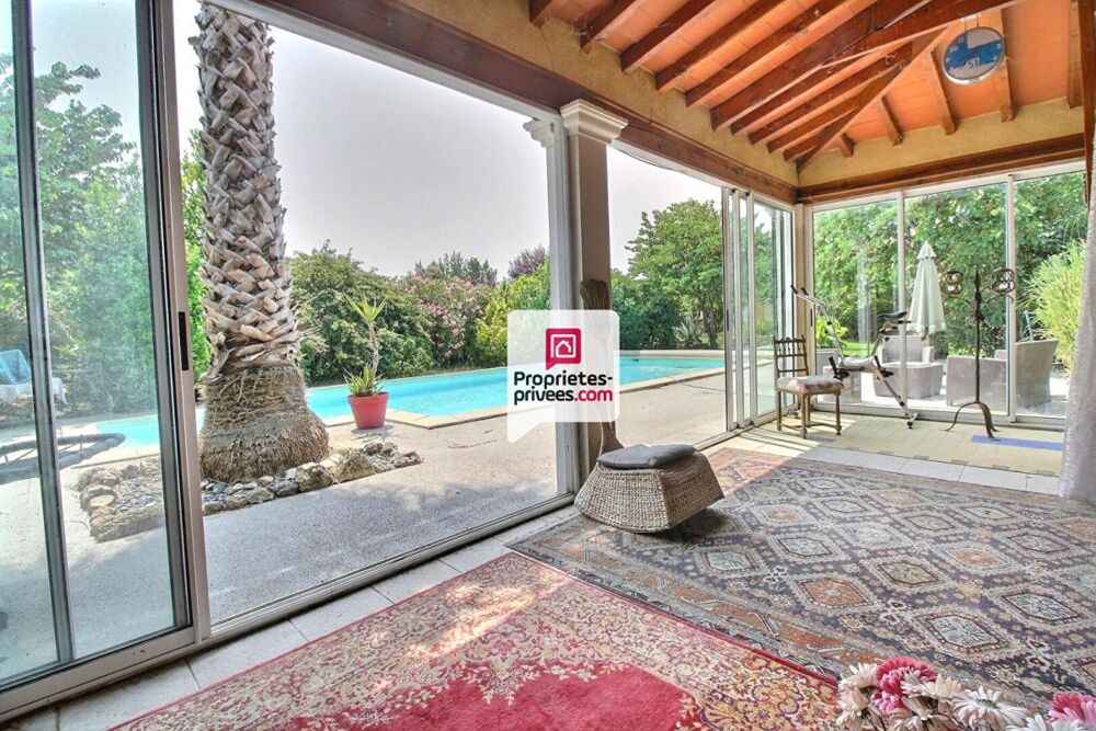 Maison 5 chambres 230 m² avec piscine à Saint Chaptes