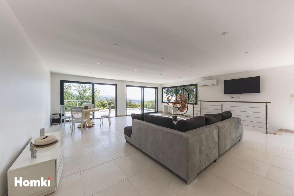 Maison/Villa T4 de 124 m² à Les Adrets-de-l'Estérel 83600