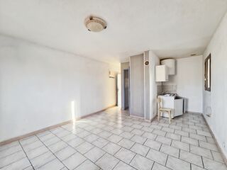  Immeuble à vendre 7 pièces 162 m²