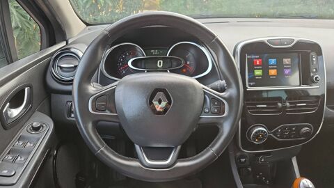 Clio 0.9 TCe 90 Intense - Entretien constructeur 2016 occasion 83600 Frejus