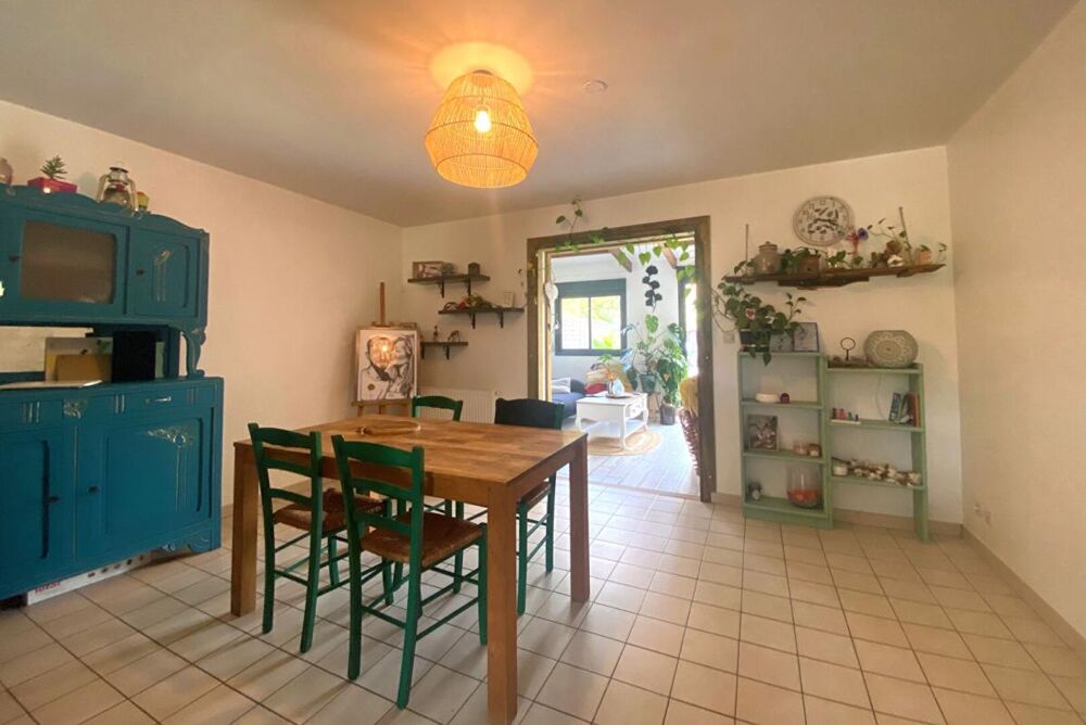 MAISON 6 PIÈCES - 4 CHAMBRES - 44680 SAINTE PAZANNE - BUDGET 234 000 HAI