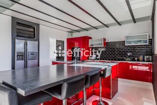  Villa � vendre 9 pi�ces 260 m�