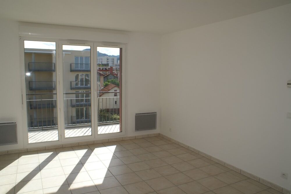 T2 avec garage et balcon à Clermont-Ferrand