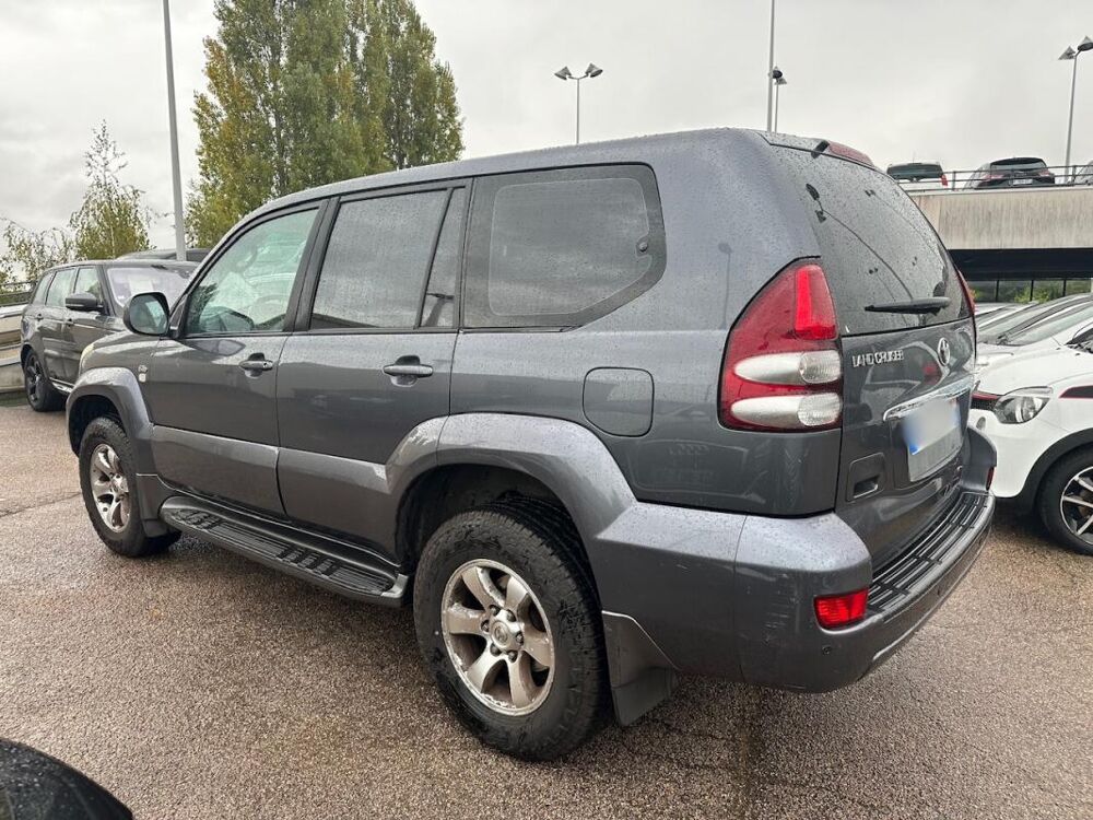 Land Cruiser (KDJ120) 163 D-4D VXE BVA 5P 2003 occasion 78240 Chambourcy