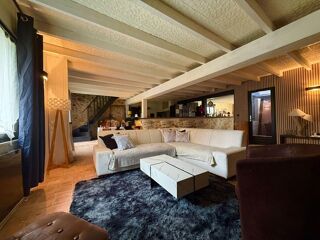  Maison à vendre 12 pièces 260 m²