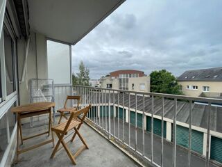  Appartement à louer 4 pièces 11 m²