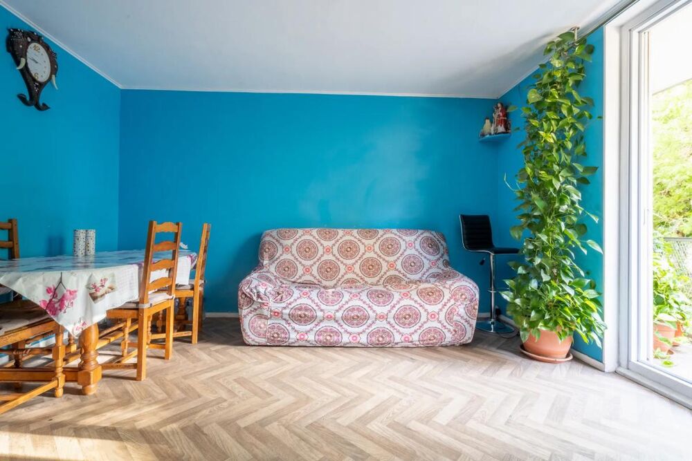 Appartement lumineux 3 pièces de 60 m² en vente à Rosny /s bois