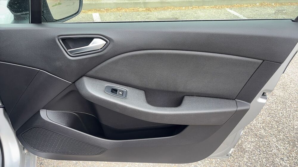 Clio 1.6 E-Tech 140 Hybrid BVA6 Engineered - Automatique Entretie 2022 occasion 84100 Orange