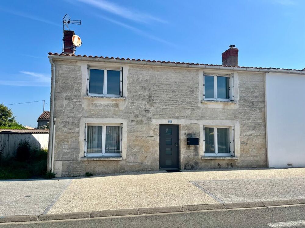 LES MAGNILS REIGNIERS (85) - BEUGNE L'ABBE - RARISSIME MAISON EN PIERRES RENOVEE 4 CHAMBRES AVEC JARDIN