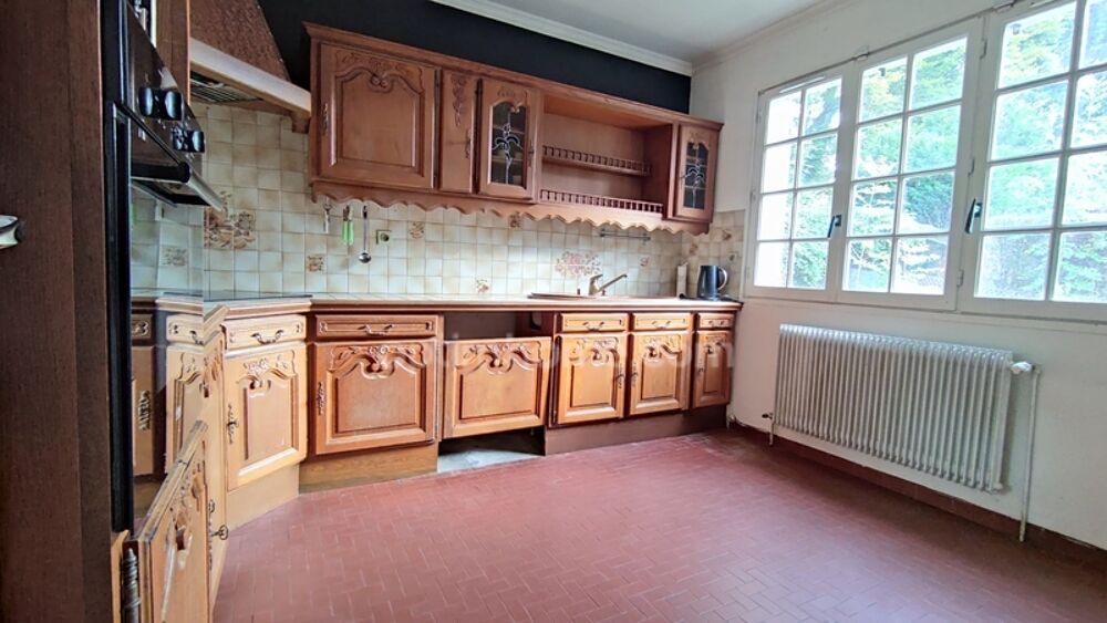 Maison d'Artisan Familiale de 150 m² 6 pièces avec Jardin et Sous-sol Complet - Proche de Rouen en Seine-Maritime et des Grands
