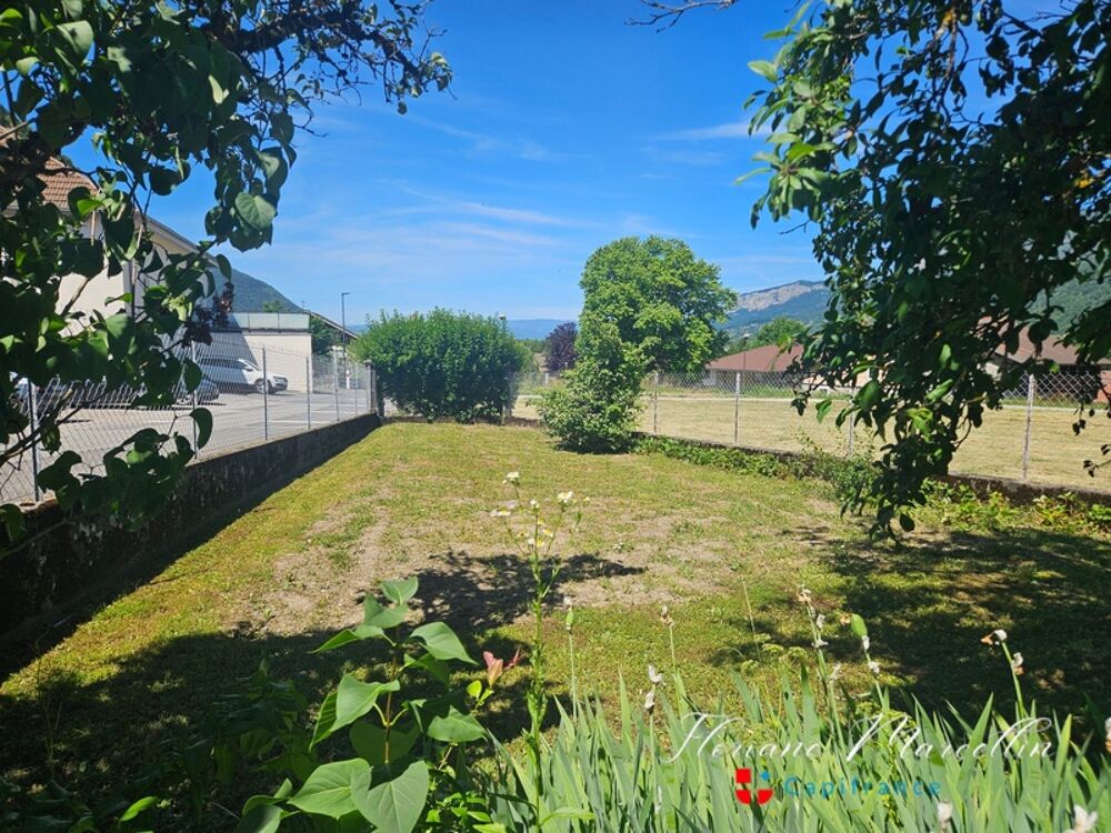 Maison avec 2 appartements indépendants - VOUGY (74)