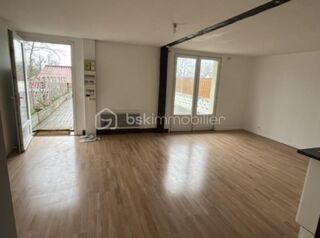  Immeuble � vendre 15 + pi�ces 372 m�