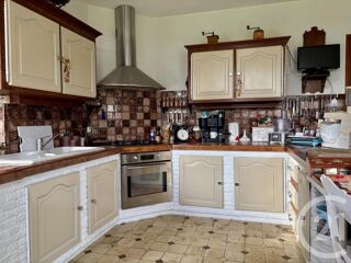  Maison  vendre 10 pices 169 m