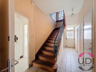  Immeuble à vendre 6 pièces 173 m²