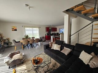  Maison à vendre 8 pièces 172 m²