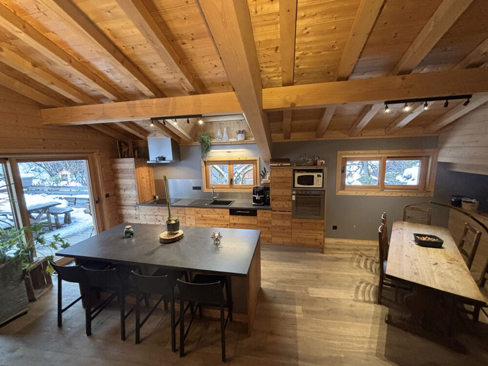 CHALET - 173m2 - sur TERRAIN de 1064m2