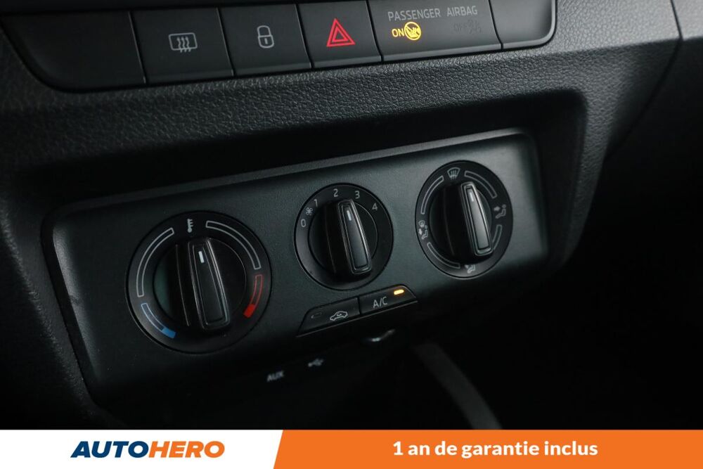 Fabia 1.0 MPI Drive 60 ch 2018 occasion 92130 Issy-les-Moulineaux