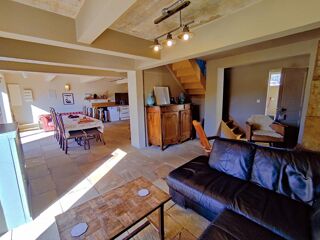  Propri�t�/ch�teau � vendre 8 pi�ces 205 m�