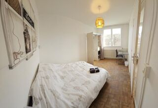  Appartement à louer 4 pièces 64 m²