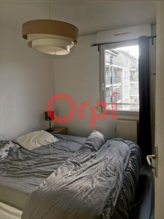  Appartement à louer 3 pièces 64 m²