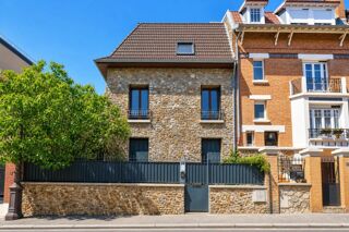  Maison à vendre 6 pièces 365 m²