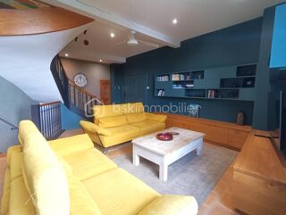  Maison à vendre 11 pièces 276 m²