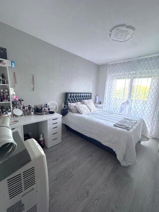  Appartement  vendre 4 pices 80 m