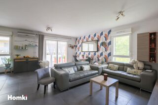 Vente Appartement Appartement T3/4 de 73 m² à Rousset 13790, Avenue de la Begude Rousset