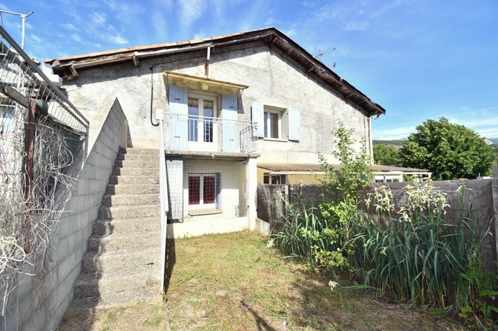 Maison à vendre, LE BRUSQUET (04) Ensemble immobilier avec jardin, logement indépendant et vue dégagée