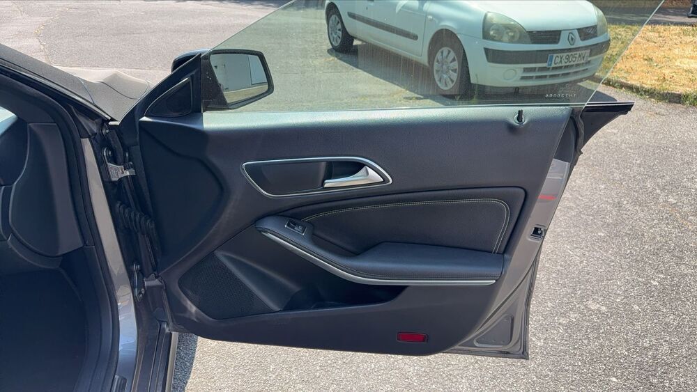 Classe CLA 180 122 7G-Tronic Fascination 2018 occasion 44230 Saint Sebastien Sur Loire