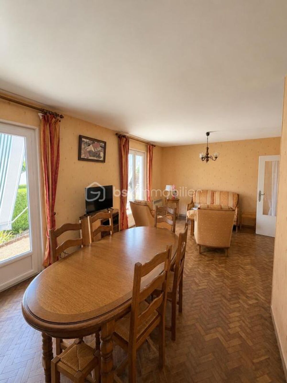 Maison 4 pièces avec sous-sol total et jardin de 559 m², proche du centre  Gisors
