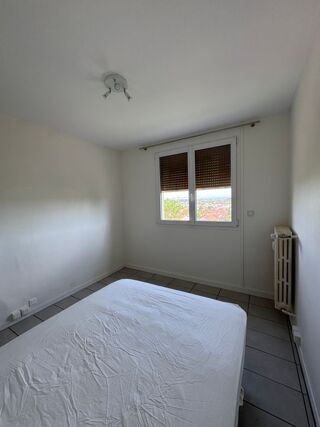  Appartement à louer 2 pièces 42 m²