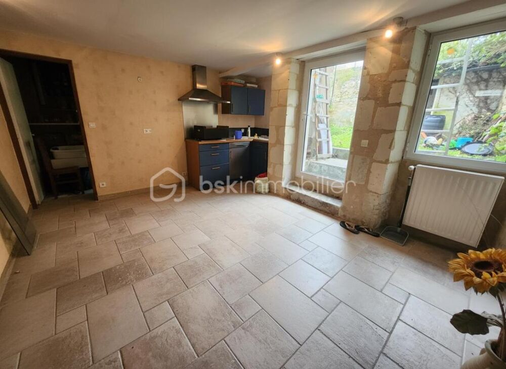 ? Maison de caractère  191 m²  Centre de Mirebeau  4 chambres, grange et cave