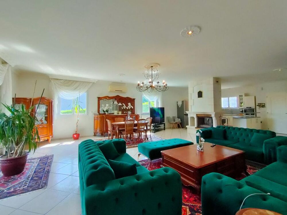 � vendre  Maison Yvrac (33370)